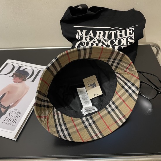 Burberry Check Cotton Bucket Hat Burberry Check Cotton Bucket Hat