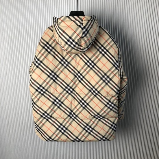 Burberry Reversible Check Nylon Snowdonia Puffer Jacket Burberry Reversible Check Nylon Snowdonia Puffer Jacket