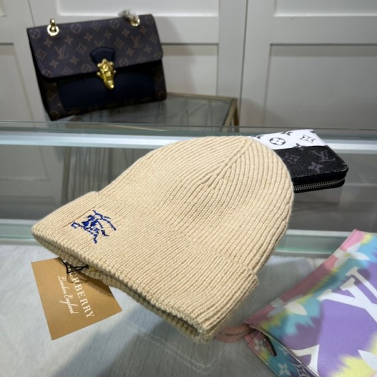 Burberry Ribbed Cashmere Beanie Plaster Burberry Ribbed Cashmere Beanie Plaster