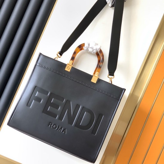 Fendi Sunshine Medium Black Leather Shopper Fendi Sunshine Medium Black Leather Shopper