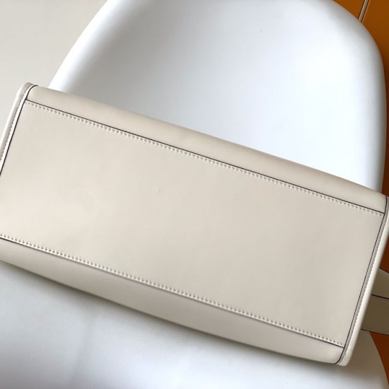 Fendi Sunshine Medium White Leather Shopper Fendi Sunshine Medium White Leather Shopper
