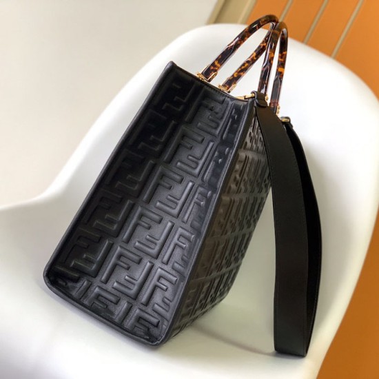 Fendi Sunshine Medium Black FF Zucca Leather Shopper Fendi Sunshine Medium Black FF Zucca Leather Shopper