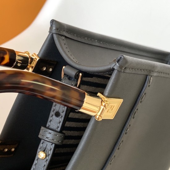 Fendi Mini Sunshine Shopper Green Leather and Elaphe Fendi Mini Sunshine Shopper Green Leather and Elaphe