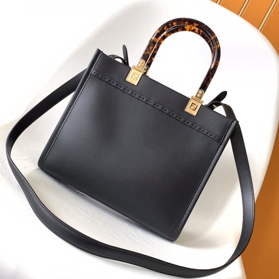 Fendi Sunshine Small Black Leather Shopper Fendi Sunshine Small Black Leather Shopper
