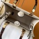 Fendi Sunshine Small White Leather Shopper Fendi Sunshine Small White Leather Shopper