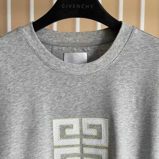Givenchy 4G t-shirt in cotton Grey Givenchy 4G t-shirt in cotton Grey