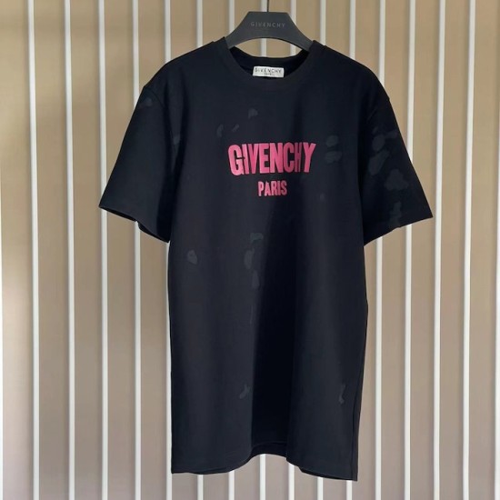 Givenchy Paris Distressed Oversized T Shirt Black / Red Givenchy Paris Distressed Oversized T Shirt Black / Red