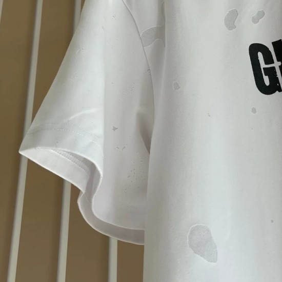Givenchy Paris Distressed Oversized T Shirt White / Black Givenchy Paris Distressed Oversized T Shirt White / Black