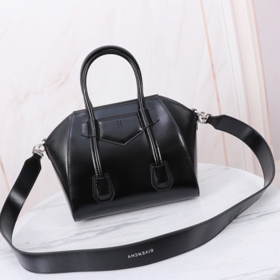 Givenchy Mini Antigona Lock bag in Box leather black Givenchy Mini Antigona Lock bag in Box leather black
