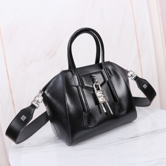 Givenchy Mini Antigona Lock bag in Box leather black Givenchy Mini Antigona Lock bag in Box leather black