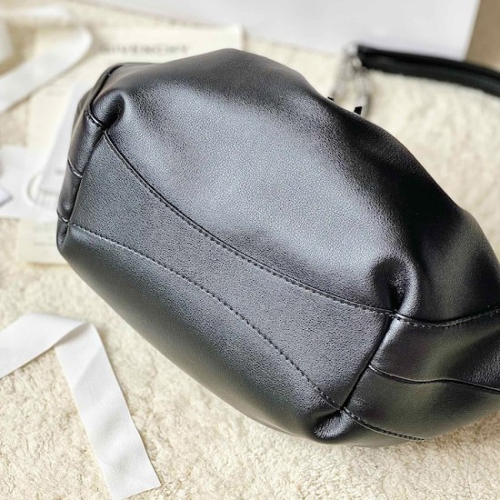 Givenchy Mini Kenny Neo bag in leather Black Givenchy Mini Kenny Neo bag in leather Black