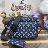 Louis Vuitton Monogram Shadow Trio Messenger M24753