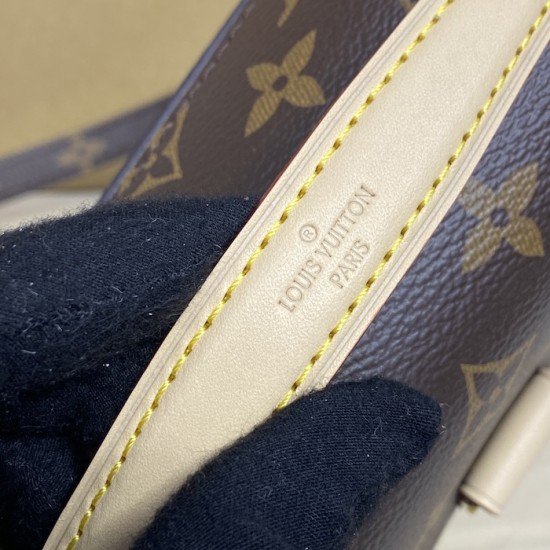 Louis Vuitton Pochette Métis East West M46279 Louis Vuitton Pochette Métis East West M46279