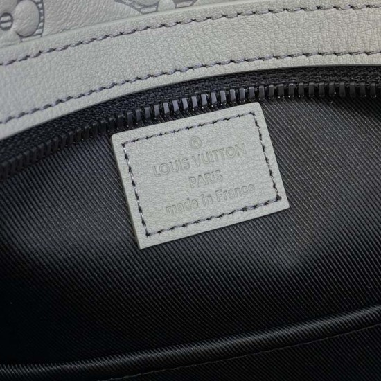 Louis Vuitton Discovery Backpack M46557 Louis Vuitton Discovery Backpack M46557
