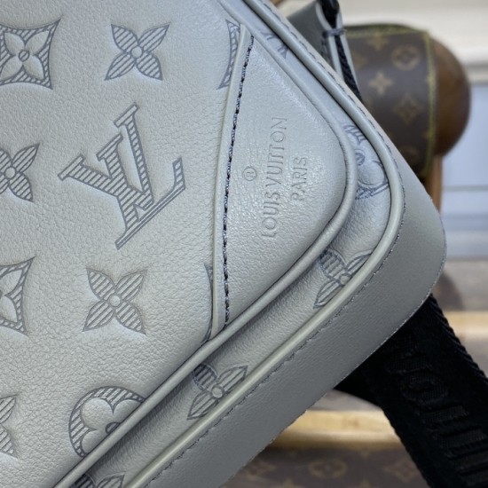 Louis Vuitton Monogram Shadow Trio Messenger M46603 Louis Vuitton Monogram Shadow Trio Messenger M46603
