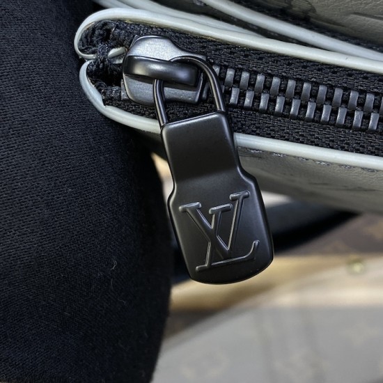Louis Vuitton Monogram Shadow Trio Messenger M46603 Louis Vuitton Monogram Shadow Trio Messenger M46603