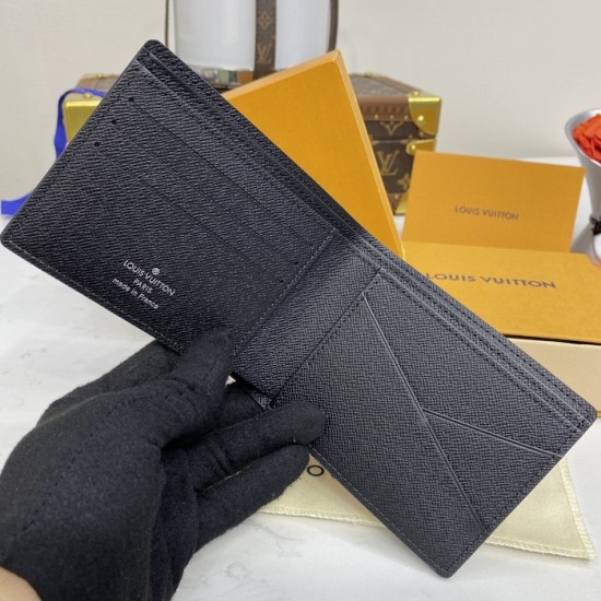 Louis Vuitton Multiple Wallet M61695 Louis Vuitton Multiple Wallet M61695