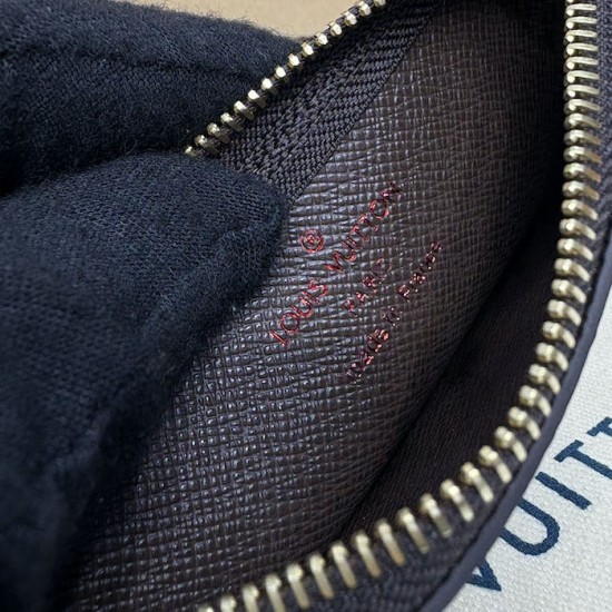 Louis Vuitton Key Pouch N62658 Louis Vuitton Key Pouch N62658