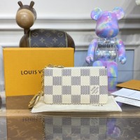 Louis Vuitton Key Pouch N62659
