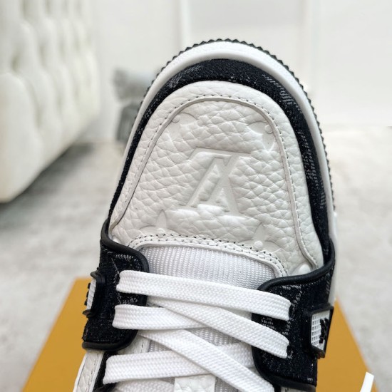 LV Trainer Sneaker 1A9JG6 LV Trainer Sneaker 1A9JG6