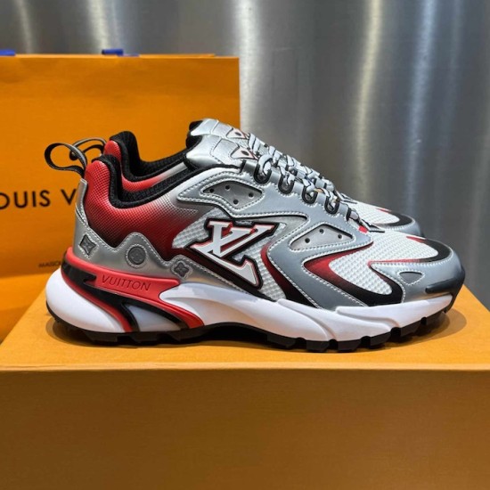 LV Runner Tatic Sneaker 1ADI6V LV Runner Tatic Sneaker 1ADI6V