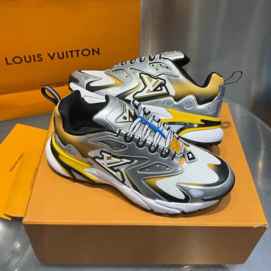 LV Runner Tatic Sneaker 1ADI7C LV Runner Tatic Sneaker 1ADI7C