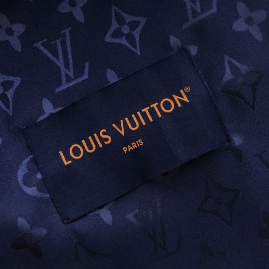 Louis Vuitton Fleece Blouson 1AFBA1 Louis Vuitton Fleece Blouson 1AFBA1