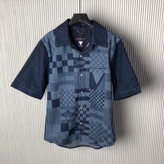 Louis Vuitton Printed Short-Sleeved Denim Shirt 1AFVQL Louis Vuitton Printed Short-Sleeved Denim Shirt 1AFVQL