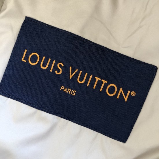 Louis Vuitton Monogram Printed Light Nylon Windbreaker 1AFYAQ Louis Vuitton Monogram Printed Light Nylon Windbreaker 1AFYAQ