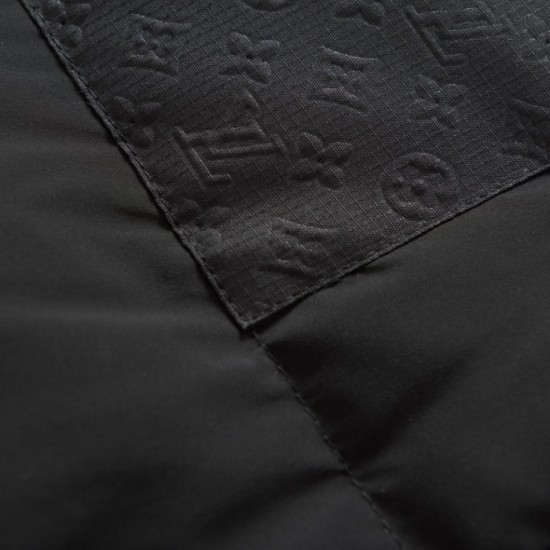Louis Vuitton Down Blouson 1AFA34 Louis Vuitton Down Blouson 1AFA34