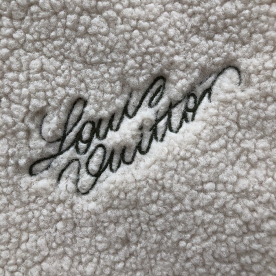 Louis Vuitton Reversible Nylon And Fleece Windbreaker 1AGIOJ Louis Vuitton Reversible Nylon And Fleece Windbreaker 1AGIOJ