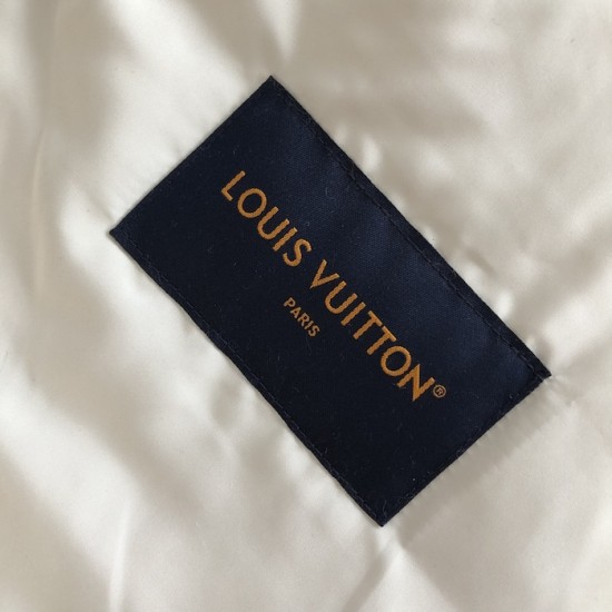 Louis Vuitton Quilted Technical Blouson 1AGIOO Louis Vuitton Quilted Technical Blouson 1AGIOO