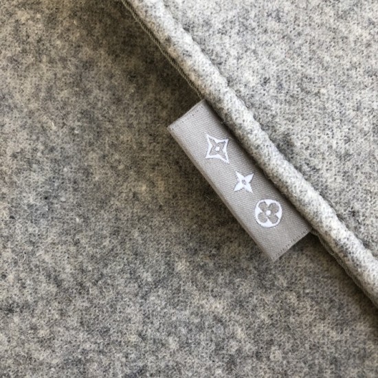 Louis Vuitton Wool Overshirt 1AGJOI Louis Vuitton Wool Overshirt 1AGJOI
