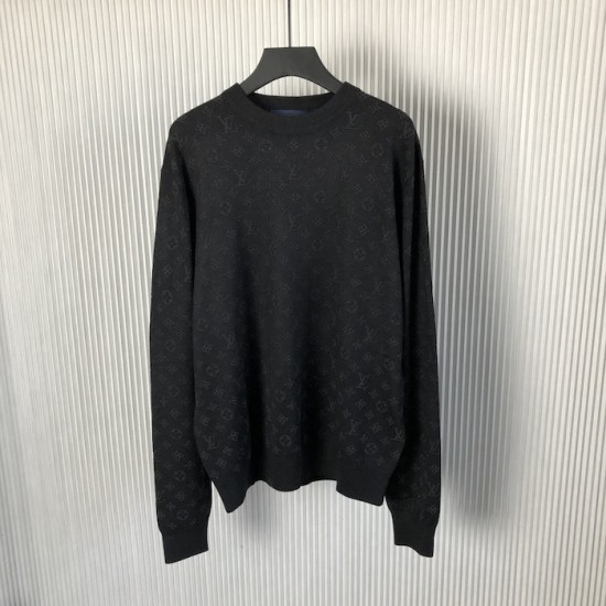 Louis Vuitton Monogram Embellished Wool Evening Crewneck 1AGJU6 Louis Vuitton Monogram Embellished Wool Evening Crewneck 1AGJU6