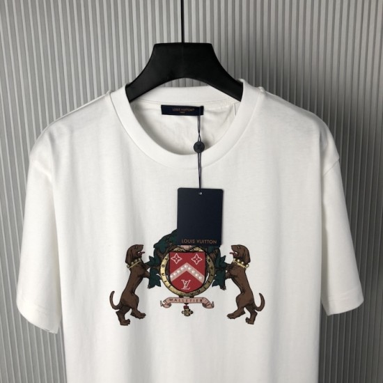 Louis Vuitton Embellished Cotton T-Shirt 1AGJZR Louis Vuitton Embellished Cotton T-Shirt 1AGJZR
