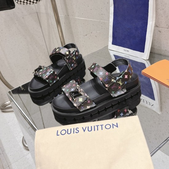 LV x TM LV Sunset Flat Comfort Sandal 1AGXF6 LV x TM LV Sunset Flat Comfort Sandal 1AGXF6