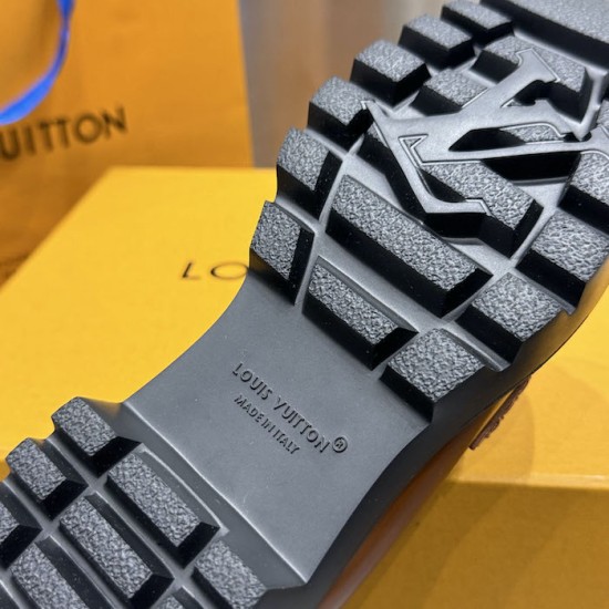 Louis Vuitton Women District Flat Loafer 1AGXLN Louis Vuitton Women District Flat Loafer 1AGXLN