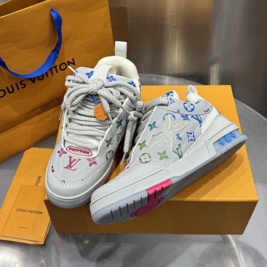 Replica LV Skate Sneaker - high quality 1:1 AAA Replica Louis Vuitton LV Skate Sneaker in grey and monogram canvas - front view