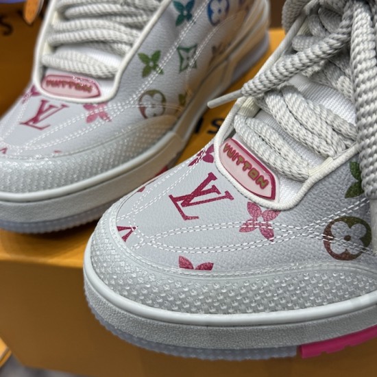 Replica LV Skate Sneaker - high quality 1:1 AAA Replica Louis Vuitton LV Skate Sneaker in grey and monogram canvas - front view