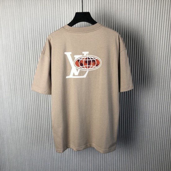 Louis Vuitton Embellished Graphic Cotton T-Shirt 1AHCKV Louis Vuitton Embellished Graphic Cotton T-Shirt 1AHCKV