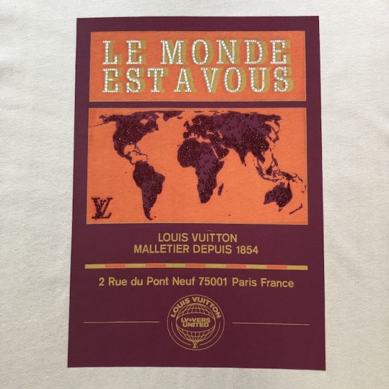 Louis Vuitton Embellished Graphic Cotton T-Shirt 1AHCKV Louis Vuitton Embellished Graphic Cotton T-Shirt 1AHCKV
