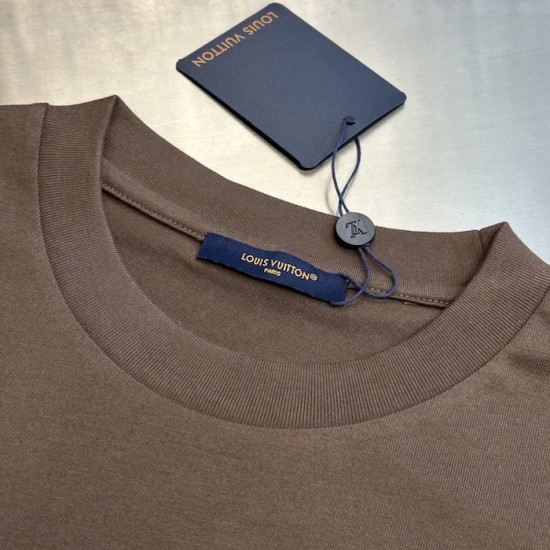 Louis Vuitton Washed Embellished Cotton T-Shirt 1AHCL6 Louis Vuitton Washed Embellished Cotton T-Shirt 1AHCL6