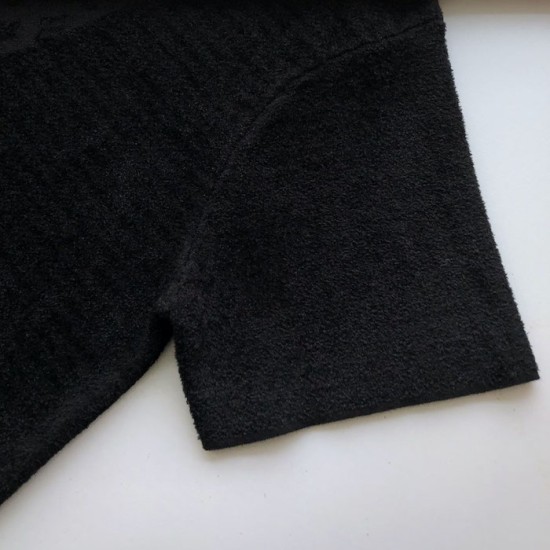 Louis Vuitton Graphic Jacquard Short-Sleeved Crewneck 1AHCMU Louis Vuitton Graphic Jacquard Short-Sleeved Crewneck 1AHCMU