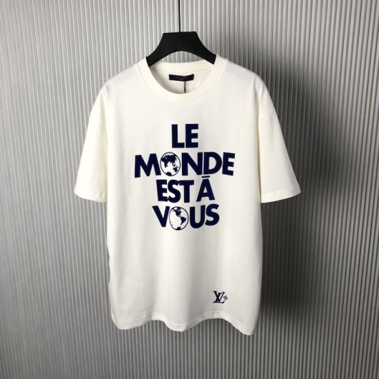 Louis Vuitton Graphic Cotton T-Shirt 1AHCW5 Louis Vuitton Graphic Cotton T-Shirt 1AHCW5