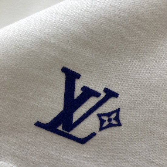 Louis Vuitton Graphic Cotton T-Shirt 1AHCW5 Louis Vuitton Graphic Cotton T-Shirt 1AHCW5