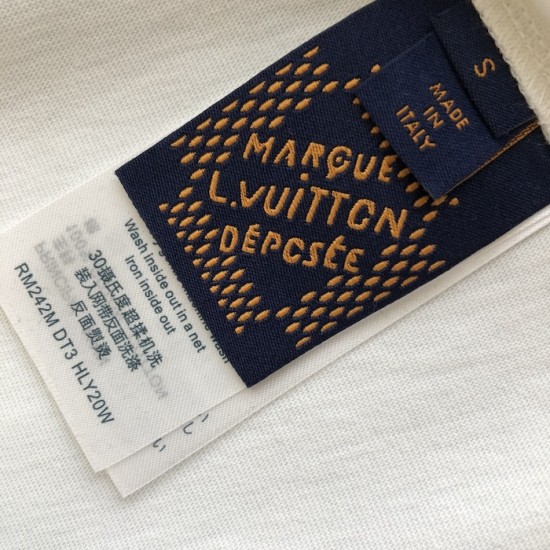 Louis Vuitton Graphic Cotton T-Shirt 1AHCW5 Louis Vuitton Graphic Cotton T-Shirt 1AHCW5