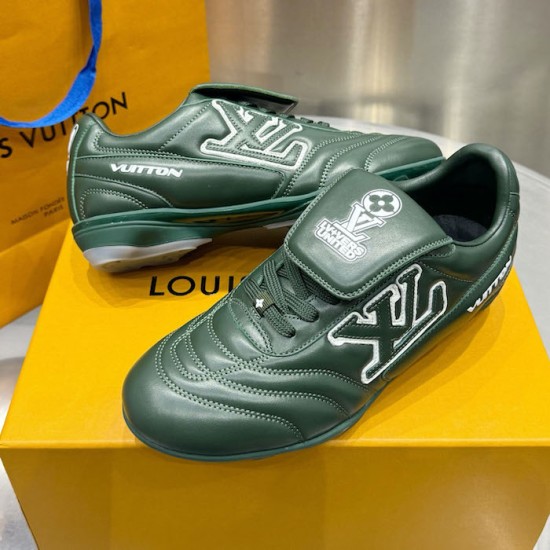 LV Footprint Soccer Sneaker 1AHDPN LV Footprint Soccer Sneaker 1AHDPN