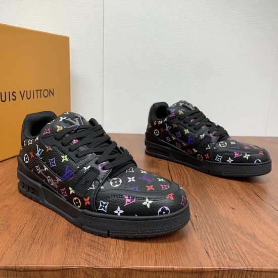 LV x TM LV Trainer Sneaker 1AHEKZ LV x TM LV Trainer Sneaker 1AHEKZ
