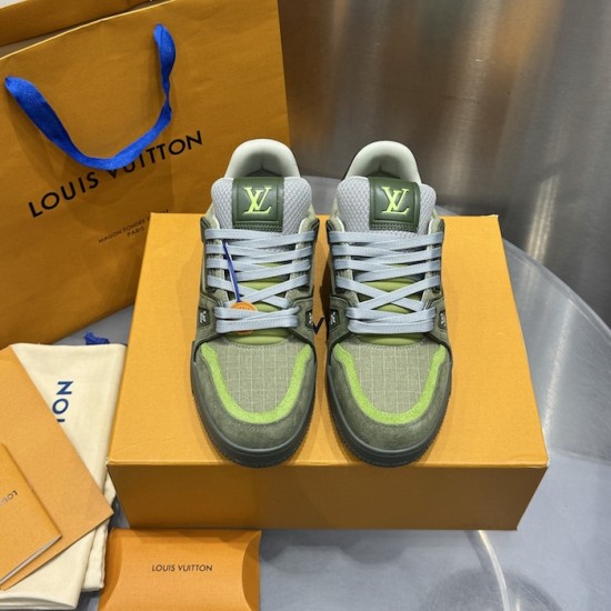 Replica LV Trainer Sneaker - high quality 1:1 AAA Replica Louis Vuitton LV Trainer Sneaker in green - front view