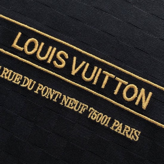 Luxury Louis Vuitton Replica Crewneck T-Shirt – Classic Damier Pattern Replica Louis Vuitton Embellished Damier Pique T-Shirt with Signature Damier Design